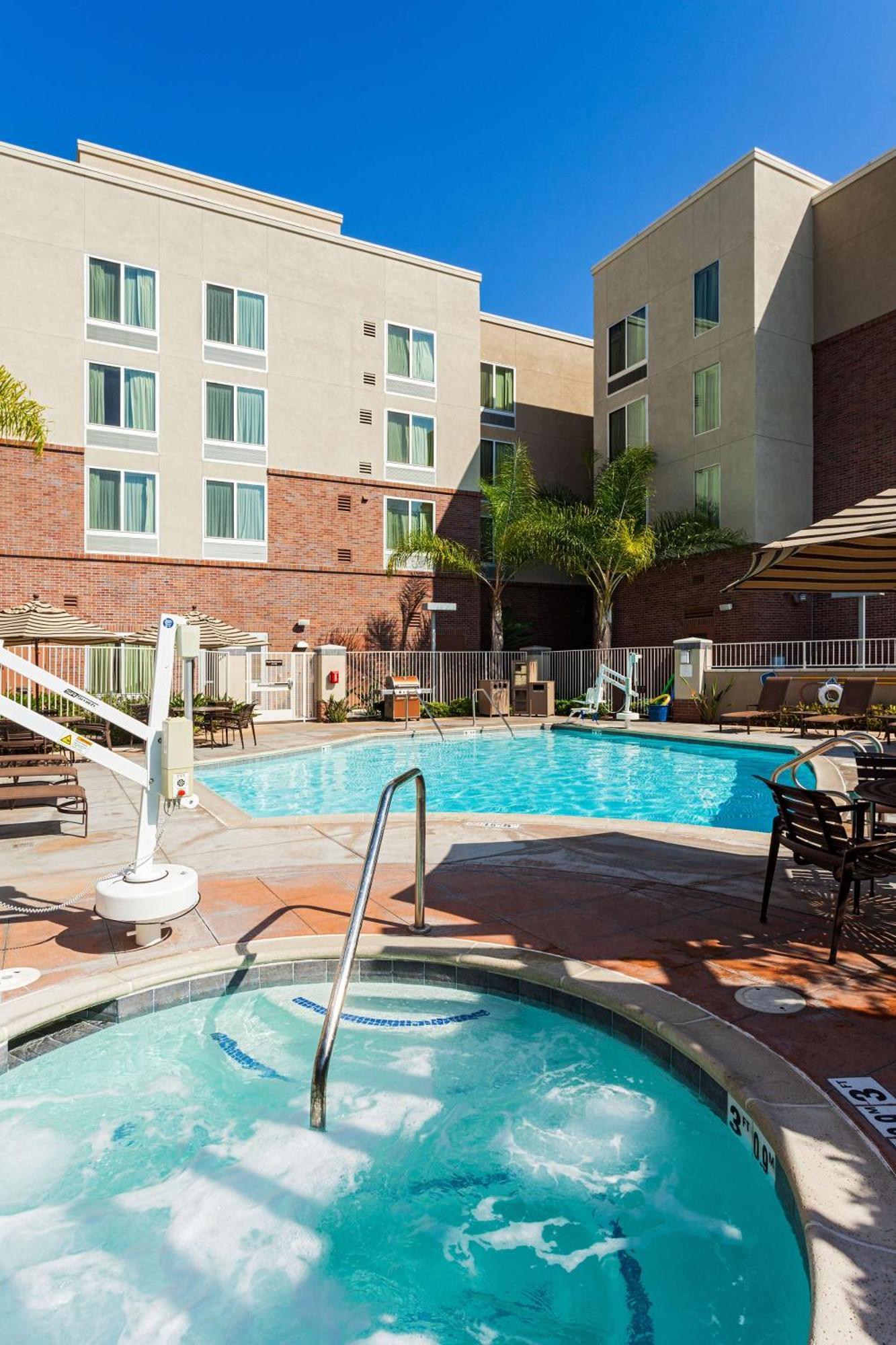 Hyatt Place San Diego-Vista/Carlsbad Экстерьер фото