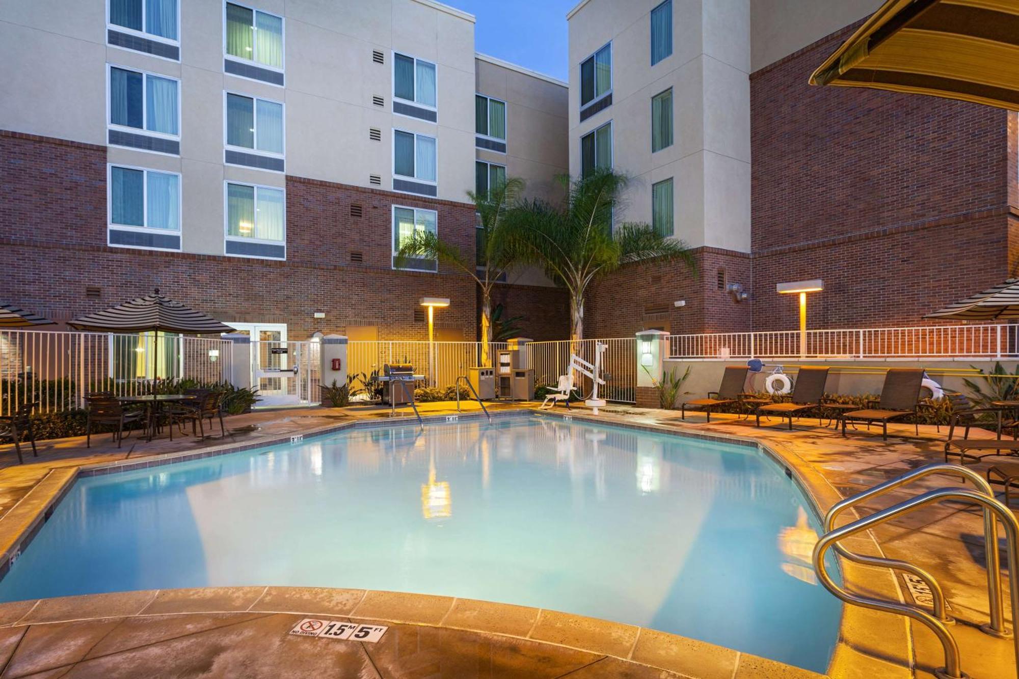 Hyatt Place San Diego-Vista/Carlsbad Экстерьер фото